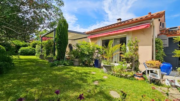 Maison de plain-pied – 132 m² avec garage– Terrain 1 000 m² – Économique et immédiatement habitable à vendre 5 pièces MOMERES (65)