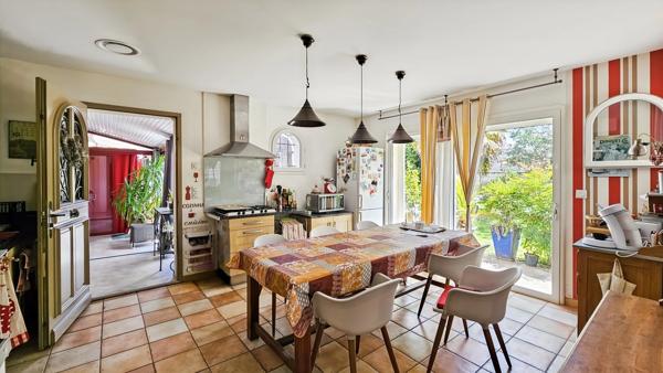 Maison de plain-pied – 132 m² avec garage– Terrain 1 000 m² – Économique et immédiatement habitable à vendre 5 pièces MOMERES (65)