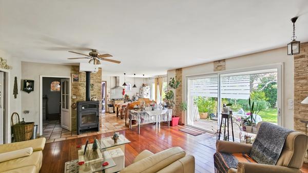 Maison de plain-pied – 132 m² avec garage– Terrain 1 000 m² – Économique et immédiatement habitable à vendre 5 pièces MOMERES (65)