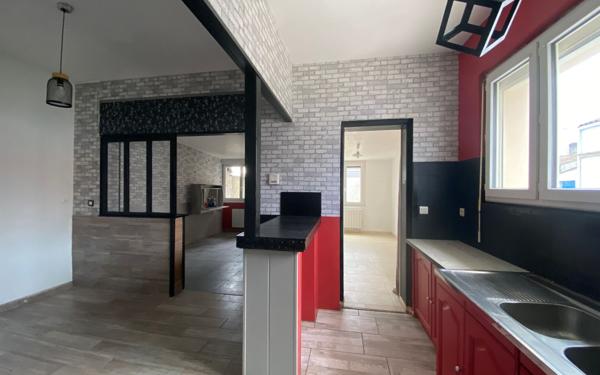 Maison à vendre    3 pièces •  Rochefort