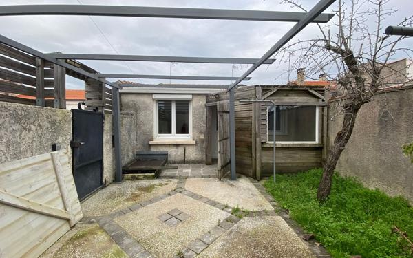 Maison à vendre    3 pièces •  Rochefort