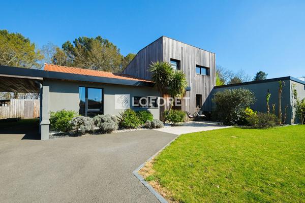 Achat maison Martignas-sur-Jalle - 7 pièce(s) - 190 m² - 675 000 €