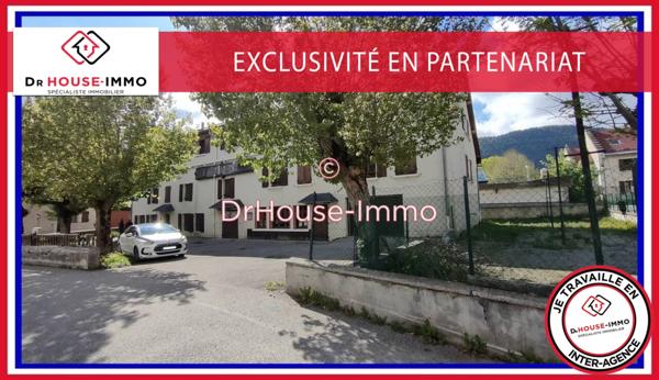 Bien immobilier à vendre 34 pièces de 915 m²