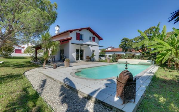 Maison à vendre    5 pièces • 134 m2 Hasparren