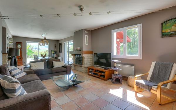 Maison à vendre    5 pièces • 134 m2 Hasparren