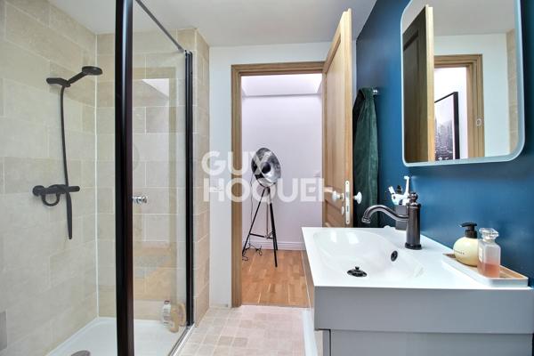 Appartement rénové à vendre avec une chambre un bureau à NANCY Rue Gambetta