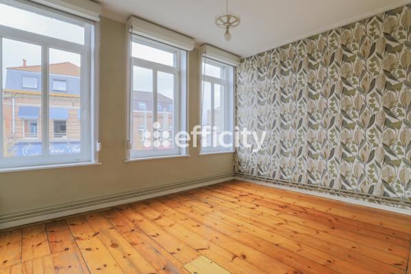 Maison
         8 pièces
        - 190 m² Exclusivité 389 000 € *