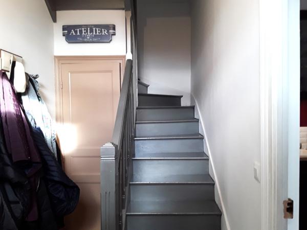 CHARMANTE MAISON ENTIEREMENT RENOVEE