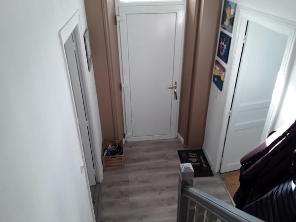 CHARMANTE MAISON ENTIEREMENT RENOVEE