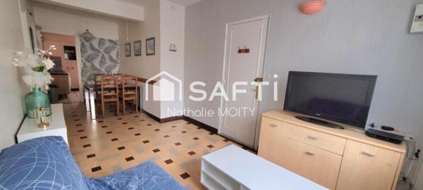 Appartement T3 de PLAIN PIED à seulement 2 minutes de la plage, grande cour, cave et dépendance