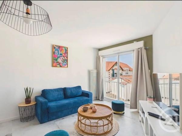 Maison à vendre  4 pièces - 78,89 m 2   ST HILAIRE DE RIEZ  - 85