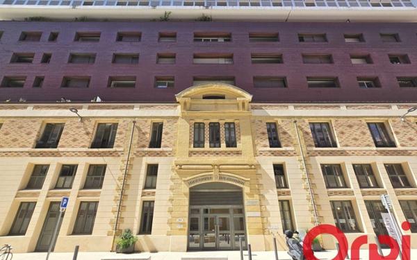 Appartement à vendre    2 pièces • 42,91 m2 Marseille 2