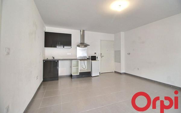 Appartement à vendre    2 pièces • 42,91 m2 Marseille 2