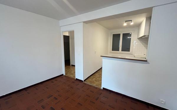 Immeuble à vendre    6 pièces • 185 m2 Castelnaudary