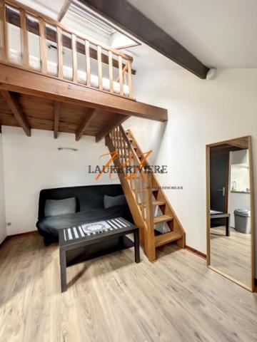 Charmant studio meublé avec mezzanine – 25 m² au sol – Vieux Lille