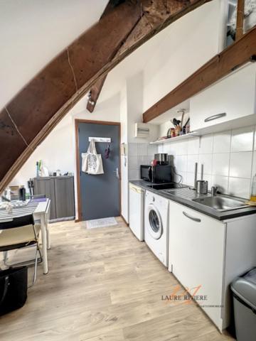 Charmant studio meublé avec mezzanine – 25 m² au sol – Vieux Lille
