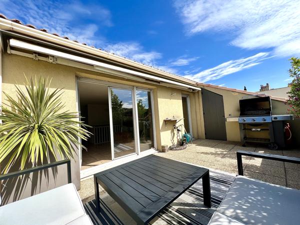 Marseille (13013) MARSEILLE 13013 / La Rose village - Duplex 4/5 pièces de 104 m2, terrasses et garage double.