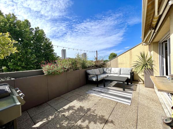 Marseille (13013) MARSEILLE 13013 / La Rose village - Duplex 4/5 pièces de 104 m2, terrasses et garage double.