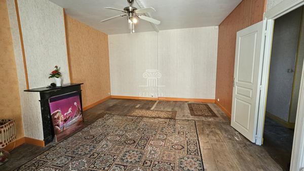 Gondrin (32330) MAISON DE VILLAGE T7 de 230m², GONDRIN - AVEC POSSIBILITE DE CREER UN APPARTEMENT INDEPENDANT 55m²