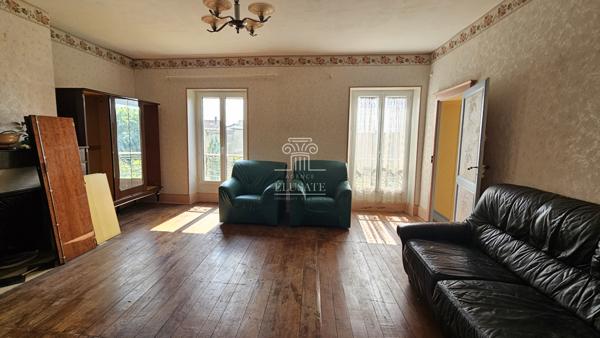 Gondrin (32330) MAISON DE VILLAGE T7 de 230m², GONDRIN - AVEC POSSIBILITE DE CREER UN APPARTEMENT INDEPENDANT 55m²