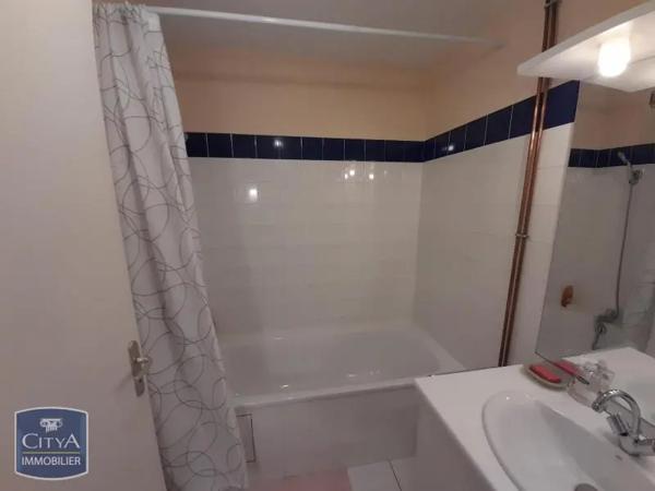 Appartement à louer 2 pièces 44.09m² Agen (47000)