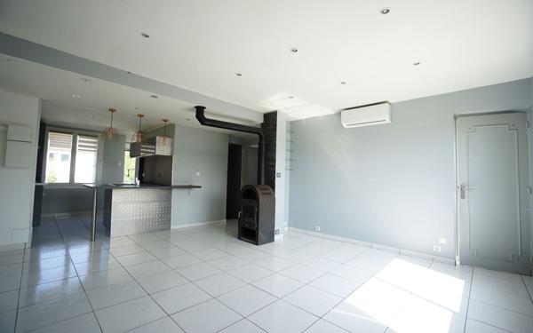 Appartement à louer    3 pièces •  Le Cannet