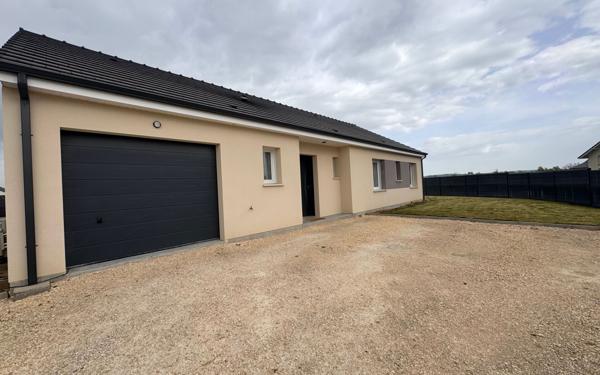 Maison à vendre    5 pièces • 120 m2 Magny-Cours