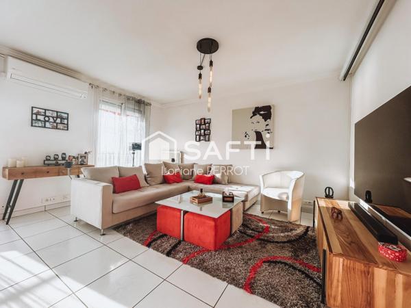 T3 Rénové, balcon, clim et vue mer