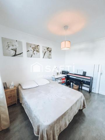 T3 Rénové, balcon, clim et vue mer