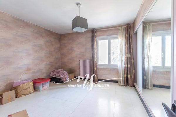 Maison de 340 m² sur parcelle de 2125 m²