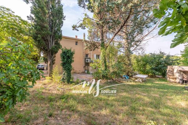 Maison de 340 m² sur parcelle de 2125 m²