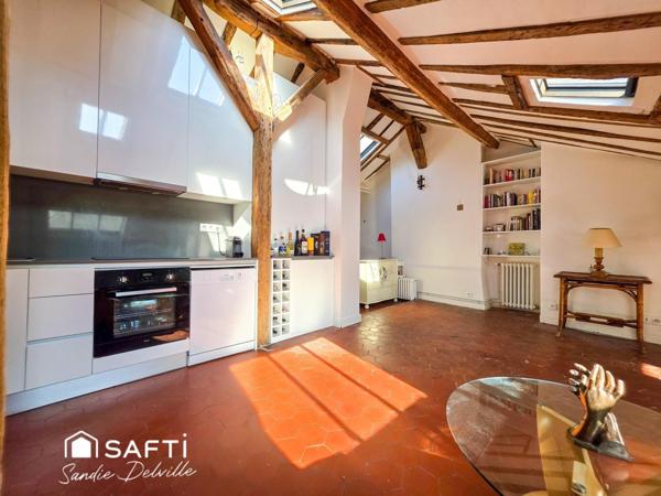 Île Saint-Louis- T2- 60m² au sol -39m²