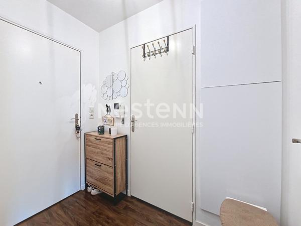 À vendre appartement 2 pièces au dernier étage avec ascenseur quartier de la Croix Bonnet