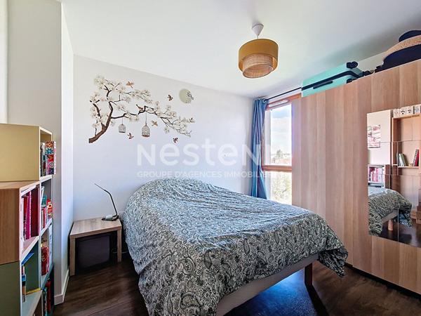 À vendre appartement 2 pièces au dernier étage avec ascenseur quartier de la Croix Bonnet
