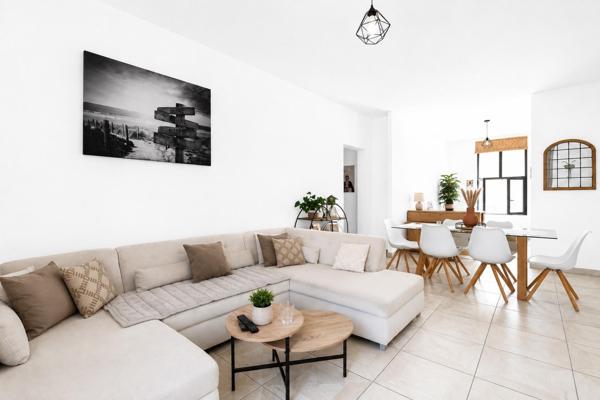 Appartement à UNIEUX, 42240 - 4 pièces 96m²