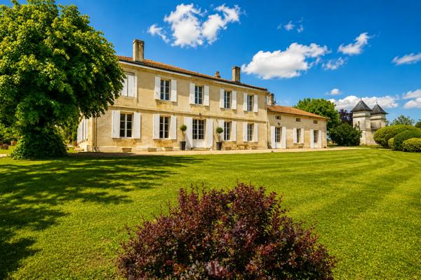 Vente Château Bordeaux 14 Pièces 800 m²