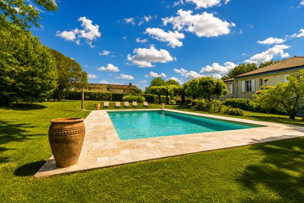 Vente Château Bordeaux 14 Pièces 800 m²