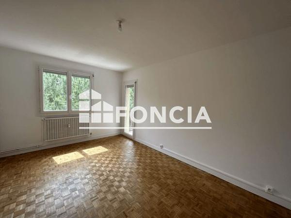 Location Appartement 4 pièces 67.2 m² - 29 ET 31 RUE NOUGARO Muret 31600