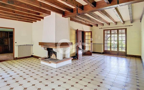 Maison à vendre    6 pièces •  Coulounieix-Chamiers