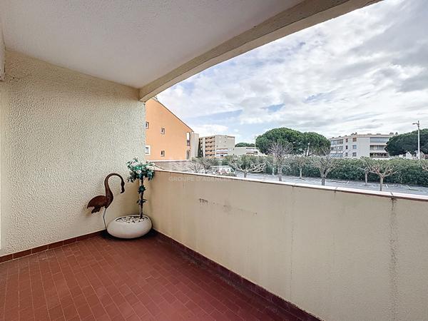 LE GRAU DU ROI - STUDIO DOUBLE CABINE EN BON ÉTAT - SECTEUR BOUCANET