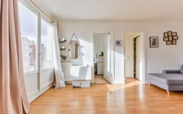 Appartement à vendre    2 pièces • 38,09 m2 Paris 17