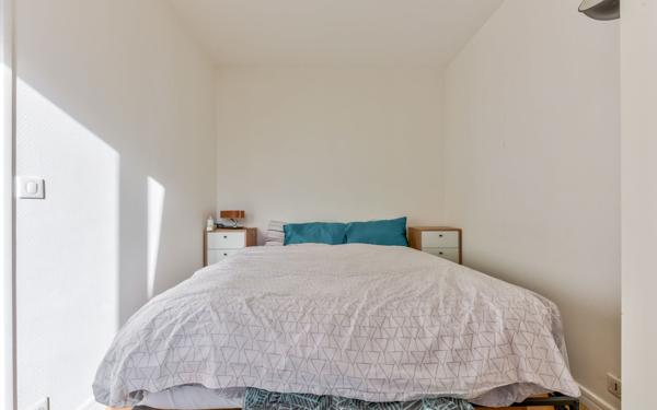 Appartement à vendre    2 pièces • 38,09 m2 Paris 17