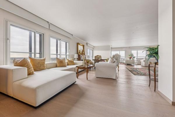 Vente Penthouse Paris 15 7 Pièces 326 m²