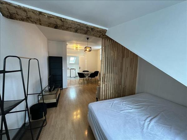 Appartement à louer 513 € CC PAU 2 p 25 m² DPE E