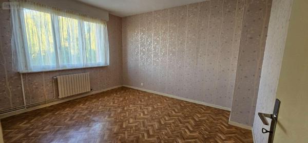 Maison de ville à vendre à Saint-Pol-sur-Mer dans le Nord (59430), ref : S5397   
MAIRIE