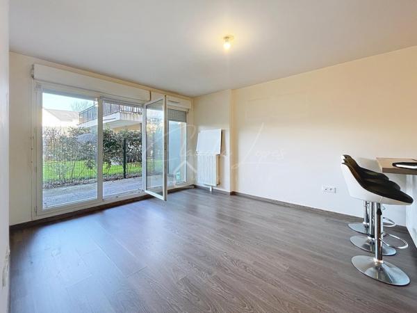 APPARTEMENT 2 PIECES AVEC TERRASSE ET PARKING