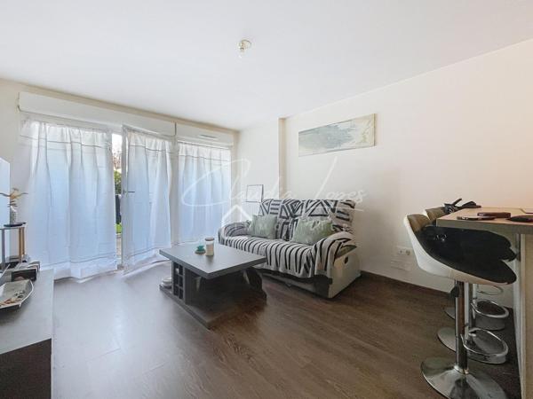 APPARTEMENT 2 PIECES AVEC TERRASSE ET PARKING