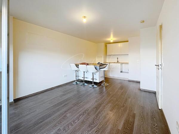 APPARTEMENT 2 PIECES AVEC TERRASSE ET PARKING