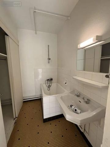 Achat - Appartement Tours 37000 1 pièce 32 m 2