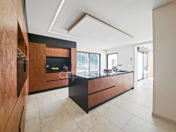 Maison à vendre 7 pièces (84)